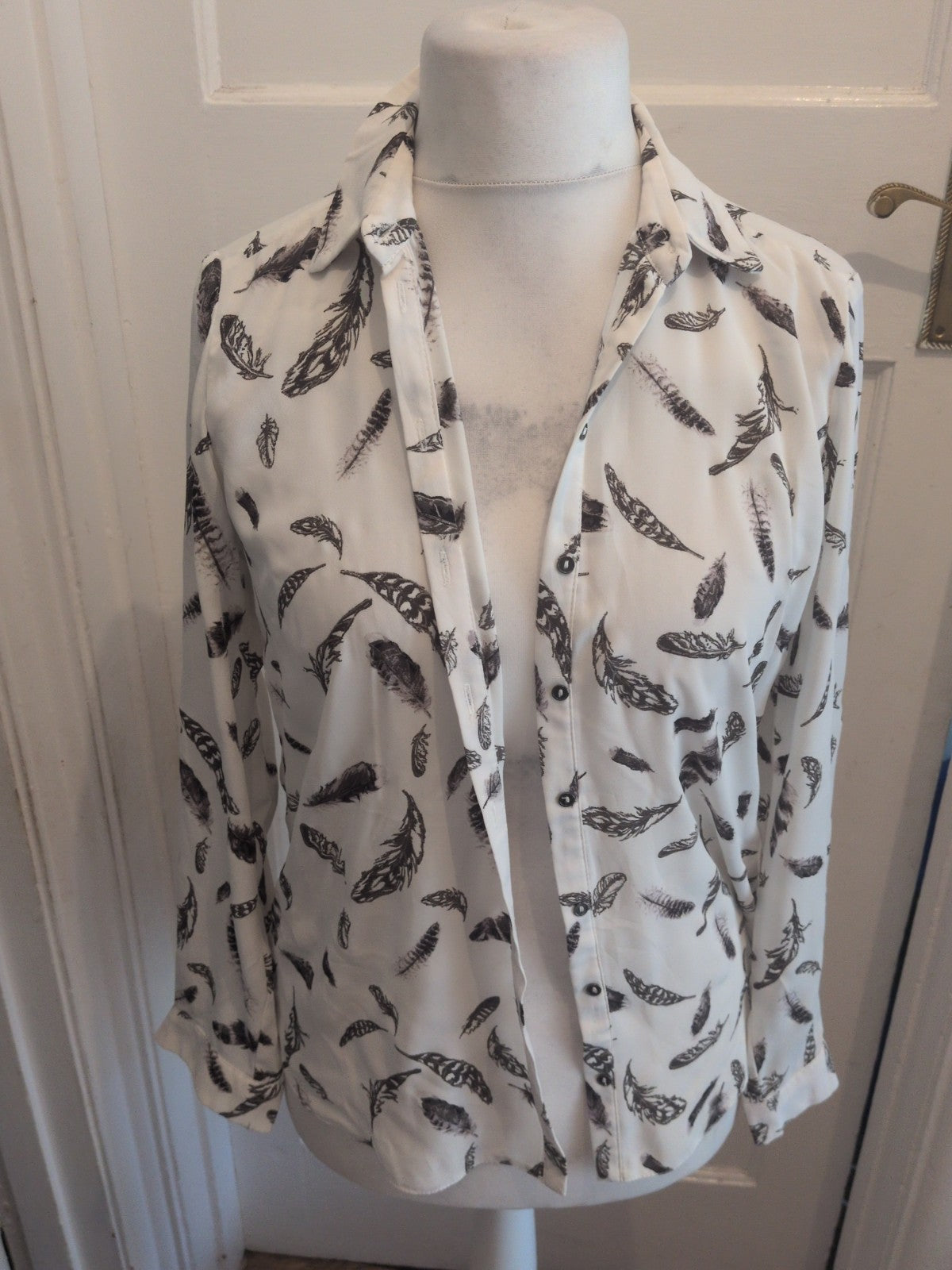 Ladies Long Sleeved Blouse Size 10 George Feathers