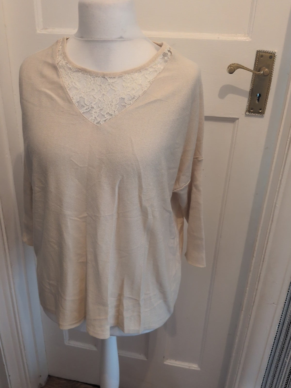 Artigiano Large Beige Frill Neck Half Sleeve Blouse