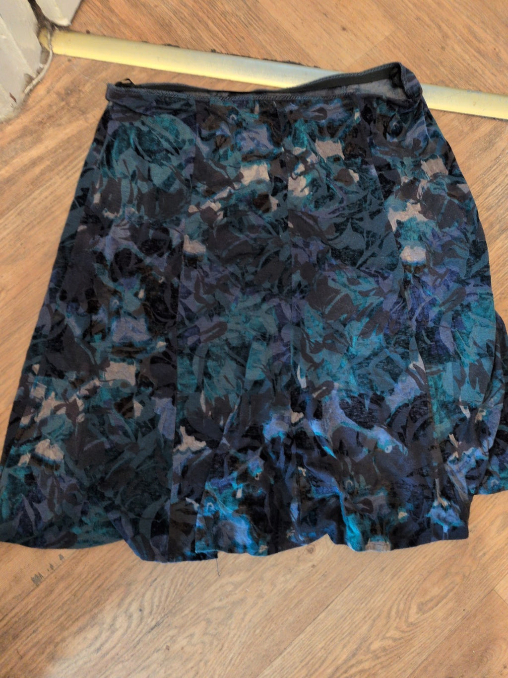 Ladies Marks And Spencer Size 20 Navy Mix Elasticated Length 30 Skirt Flare