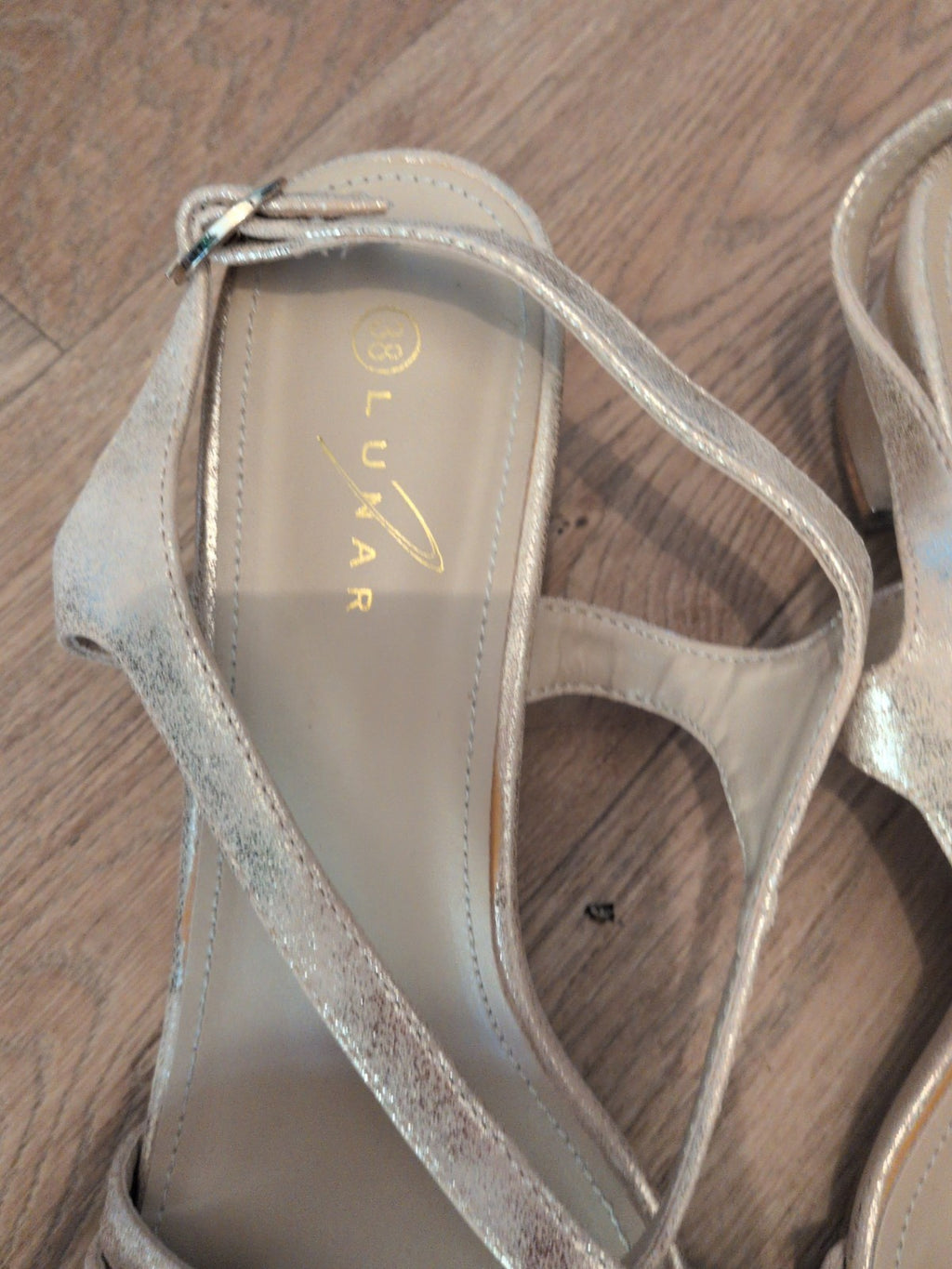 Lunar EU 38 Pink Shiny Diamante Heels