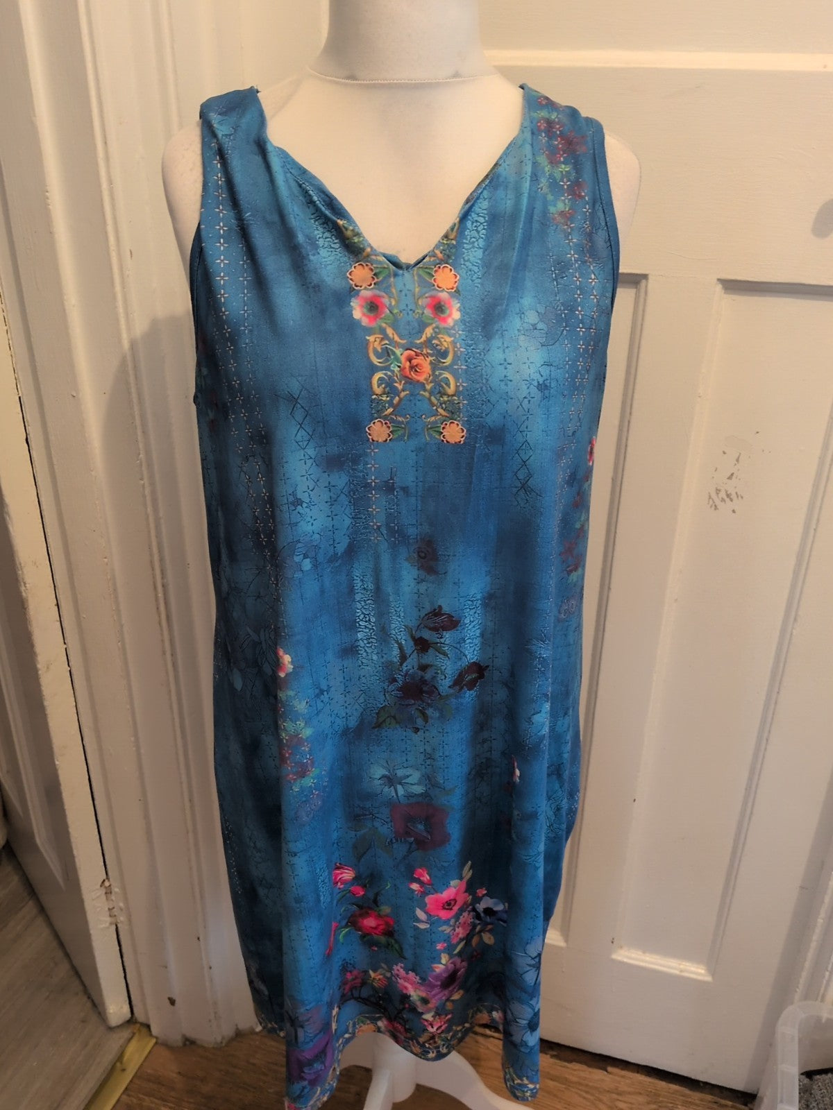2XL Blue Floral Sleeveless V Neck Dress