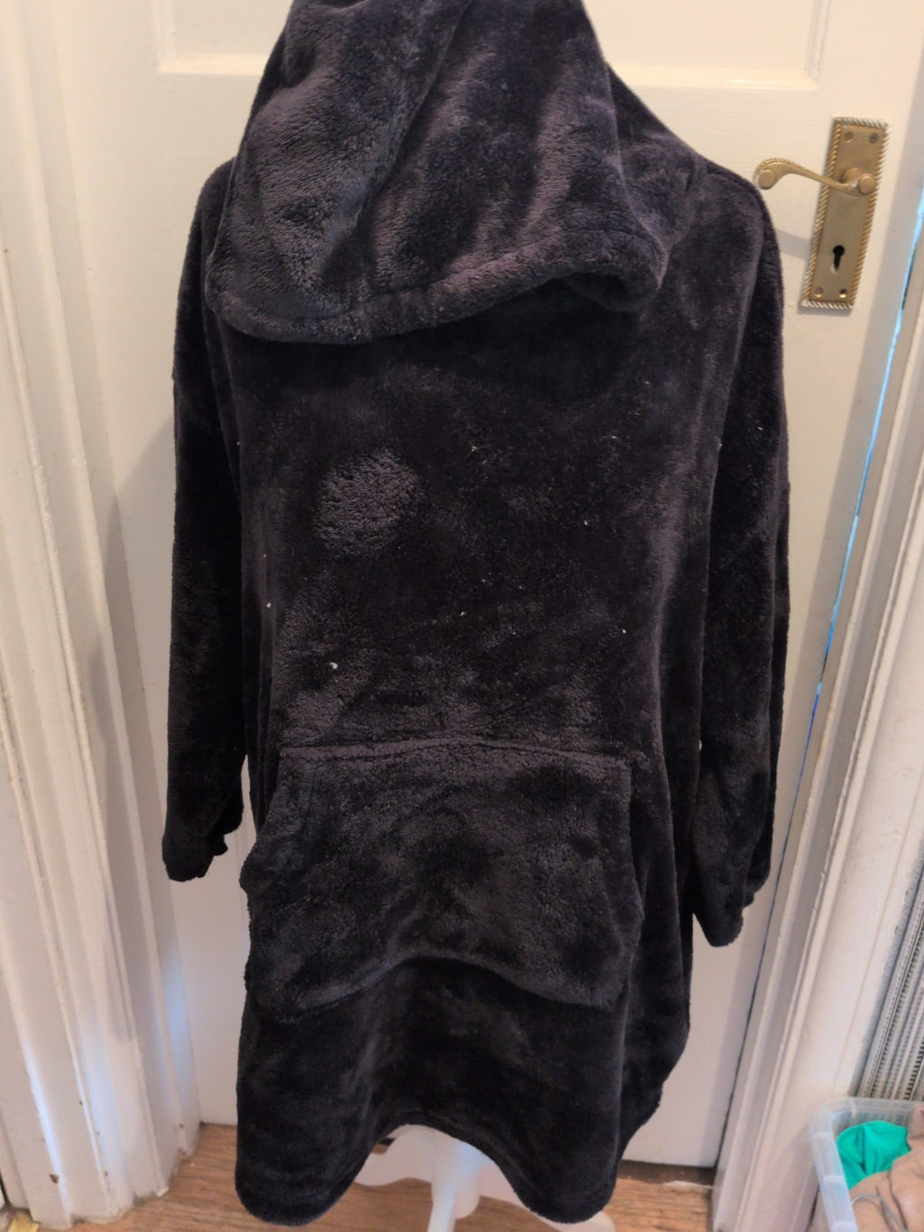 XL Black Fluffy Pyjama Top With Hood