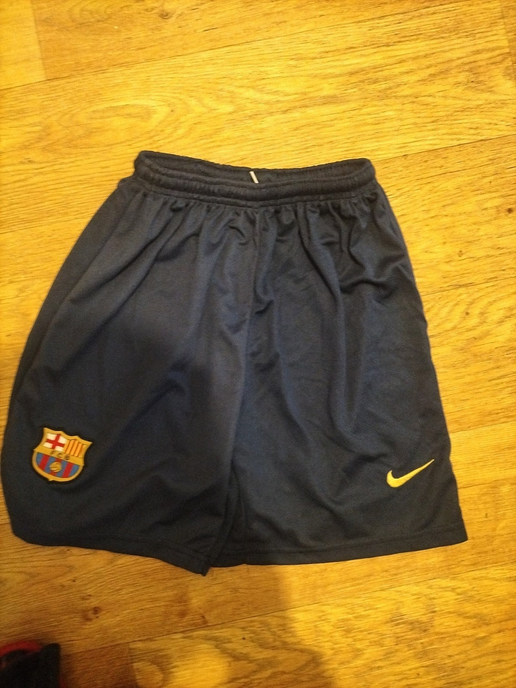 Boys Size 28" Barcelona Fc Elasticated Shorts
