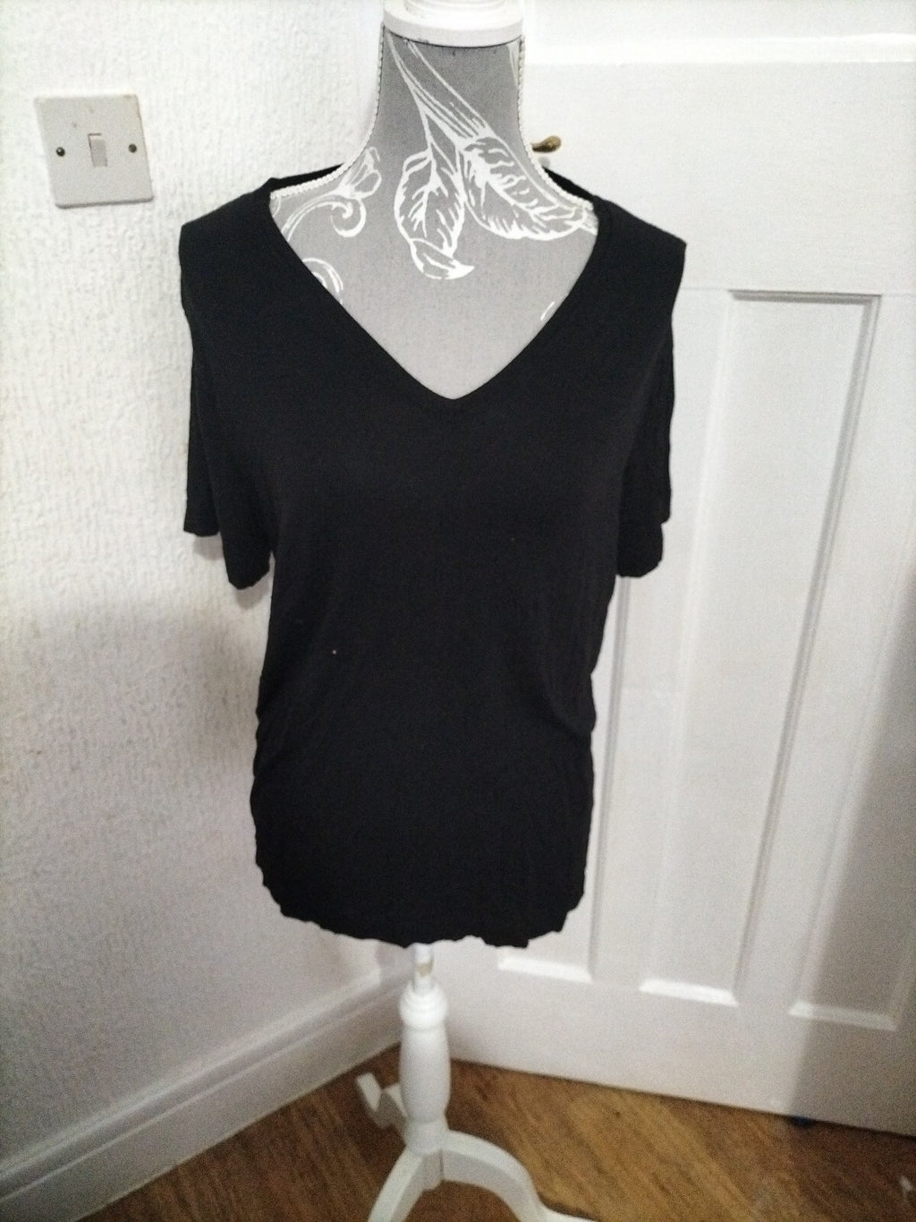 Ladies Papaya Size 12 Black Short Sleeved Tee
