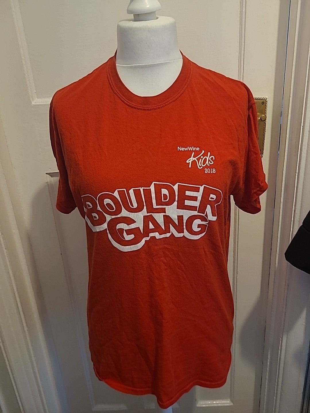 Mens Gildan Size Medium Printed Red Short Sleeved Tshirt