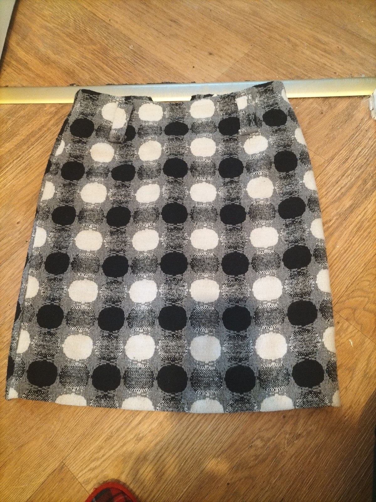 Ladies Un Temps Pour Elle Size 38 Spotted Lined Skirt