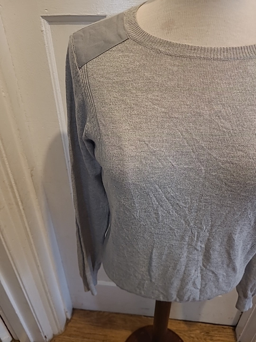 Ladies Dorothy Perkins Size 14 Grey Long Sleeved Blouse