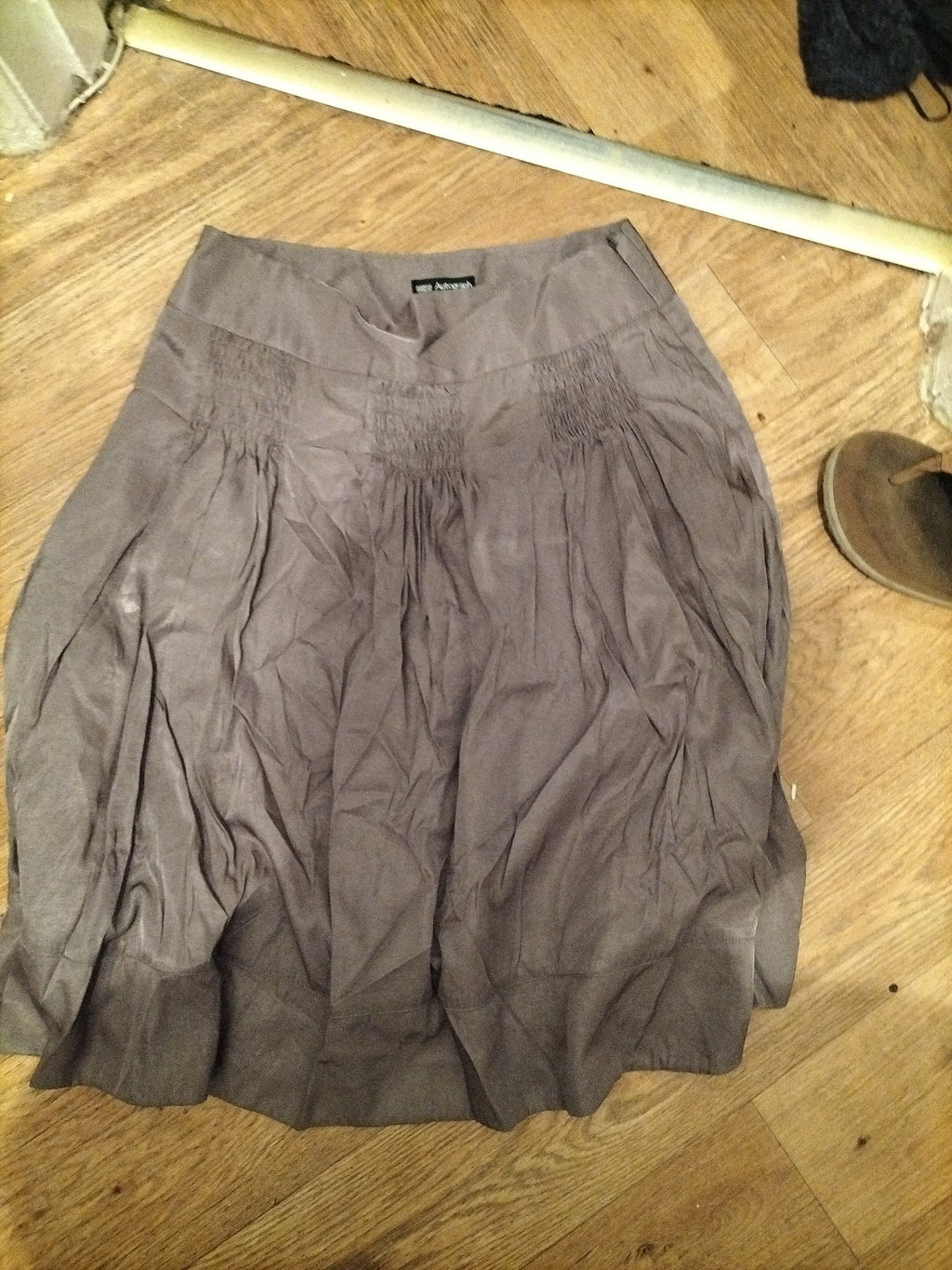 Ladies Autograph Size 12 Neutral Flare Skirt