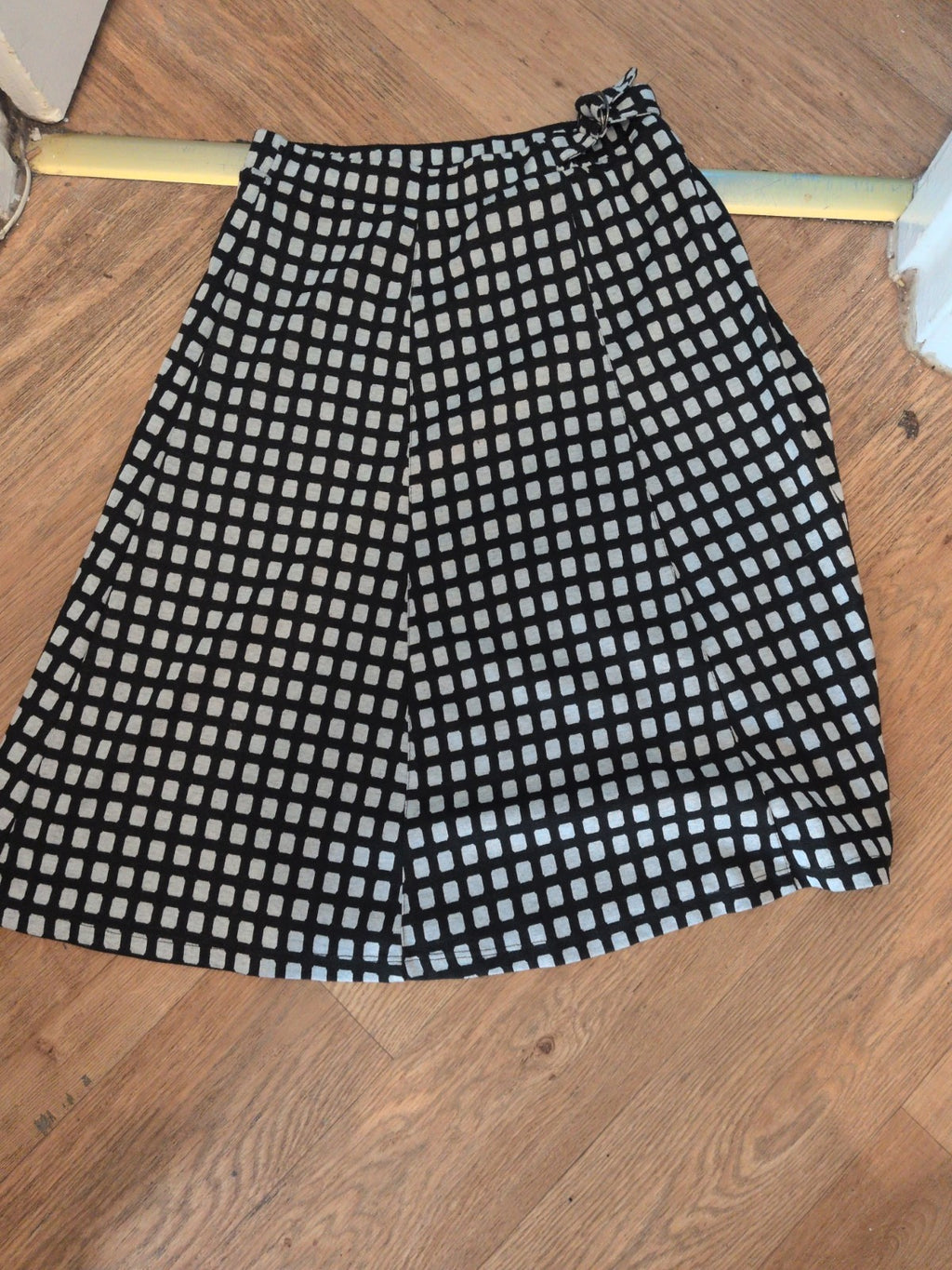 Bomarche 10 Grey And Black Flare Skirt Midi