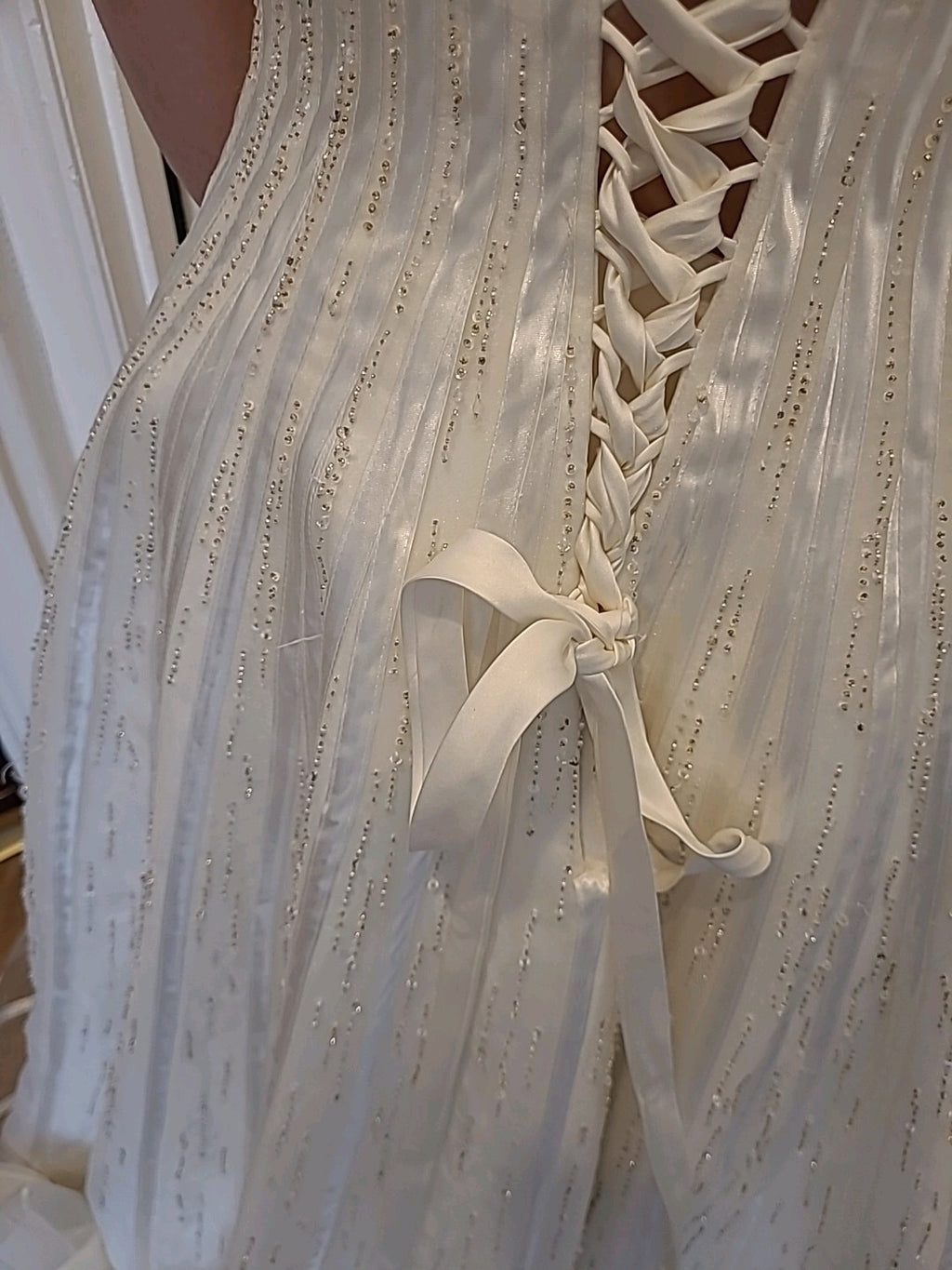 Ladies Wedding Gown Size 12 Benjamin Roberts Pale Ivory Beading/sequins