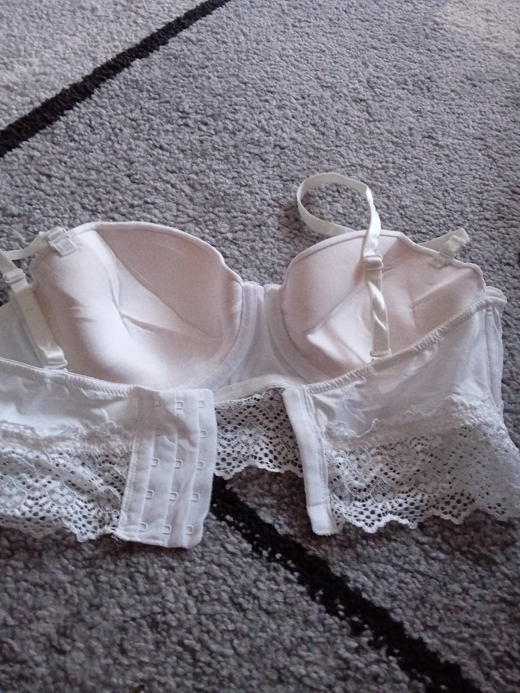 Ladies Matalan White Bra 34C Free Delivery