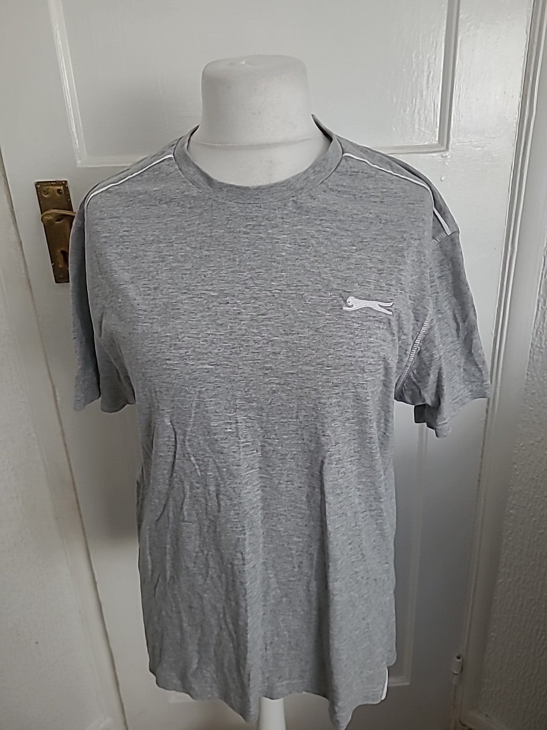Mens Slazenger Size Extra Large Grey Tshirt