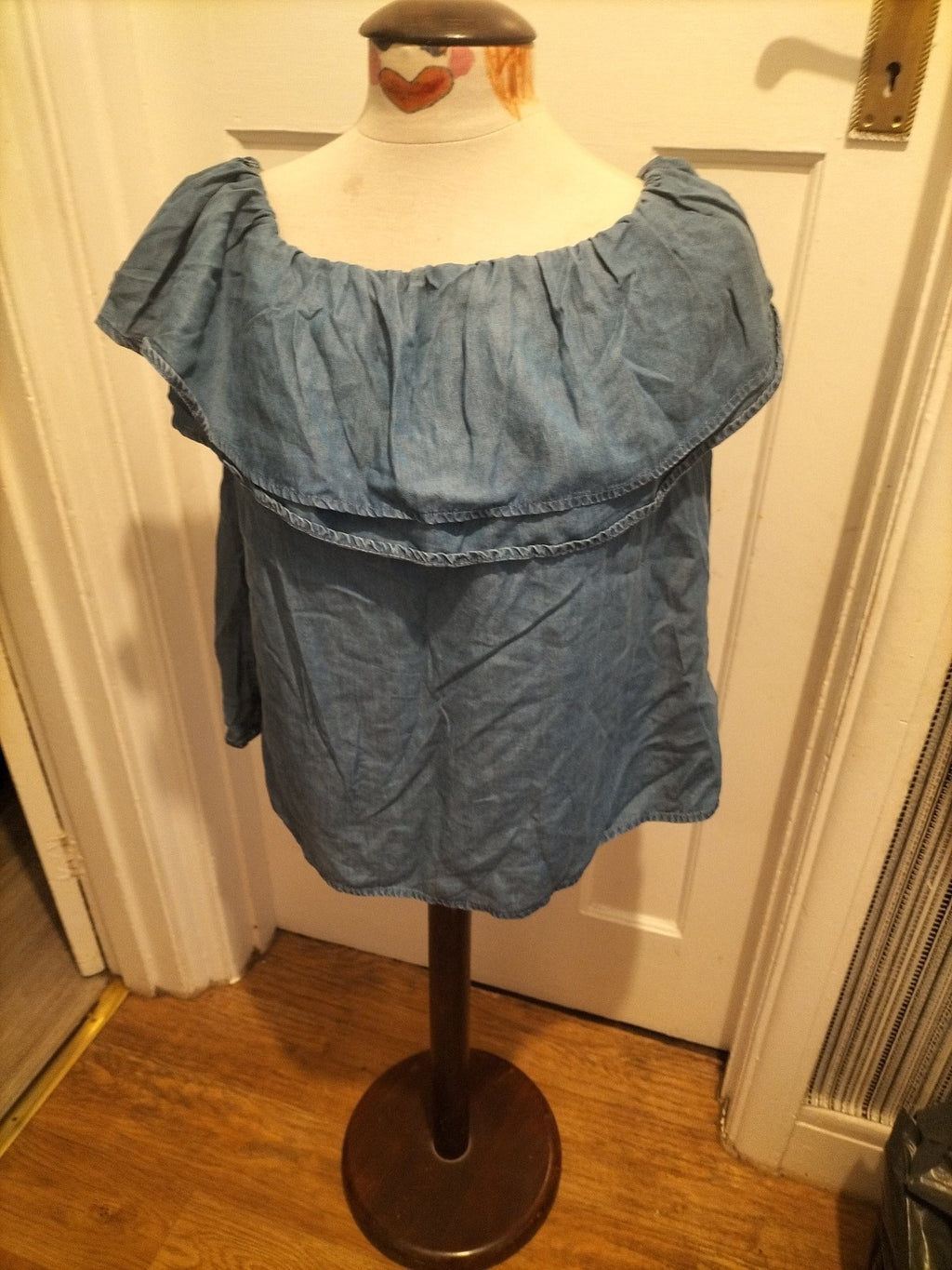 Ladies New Look Size 12 Denim Elasticated Hem Short Sleeved Top