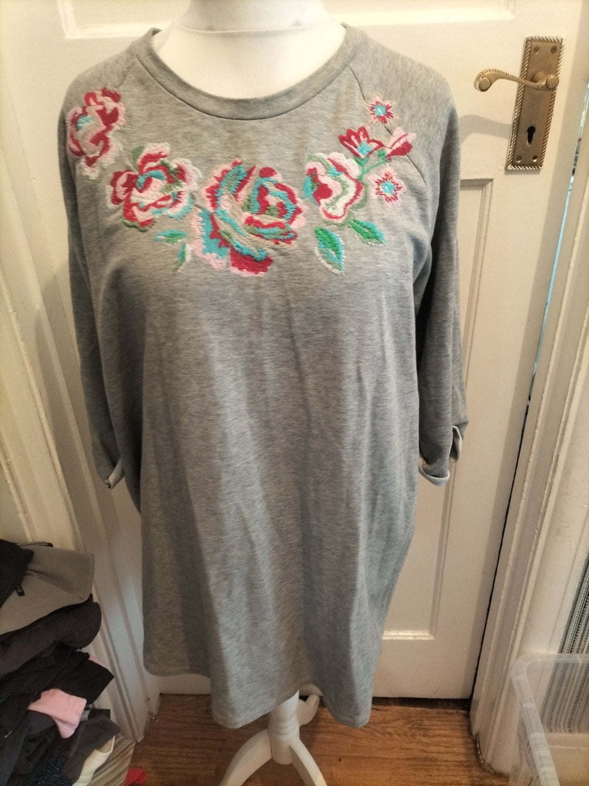 Ladies Tu Size 18 Grey Floral Embroidery Long Sleeved Jumper Dress