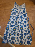 Ladies Lime Bay Size 1(Small) White And Blue Sleeveless Dress