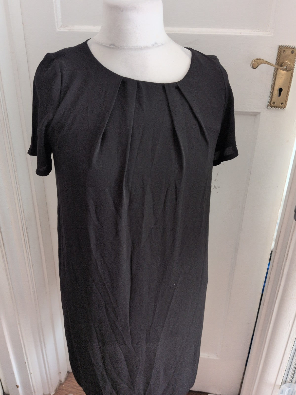 Tu 10 Black Short Sleeve Lined Midi Dress