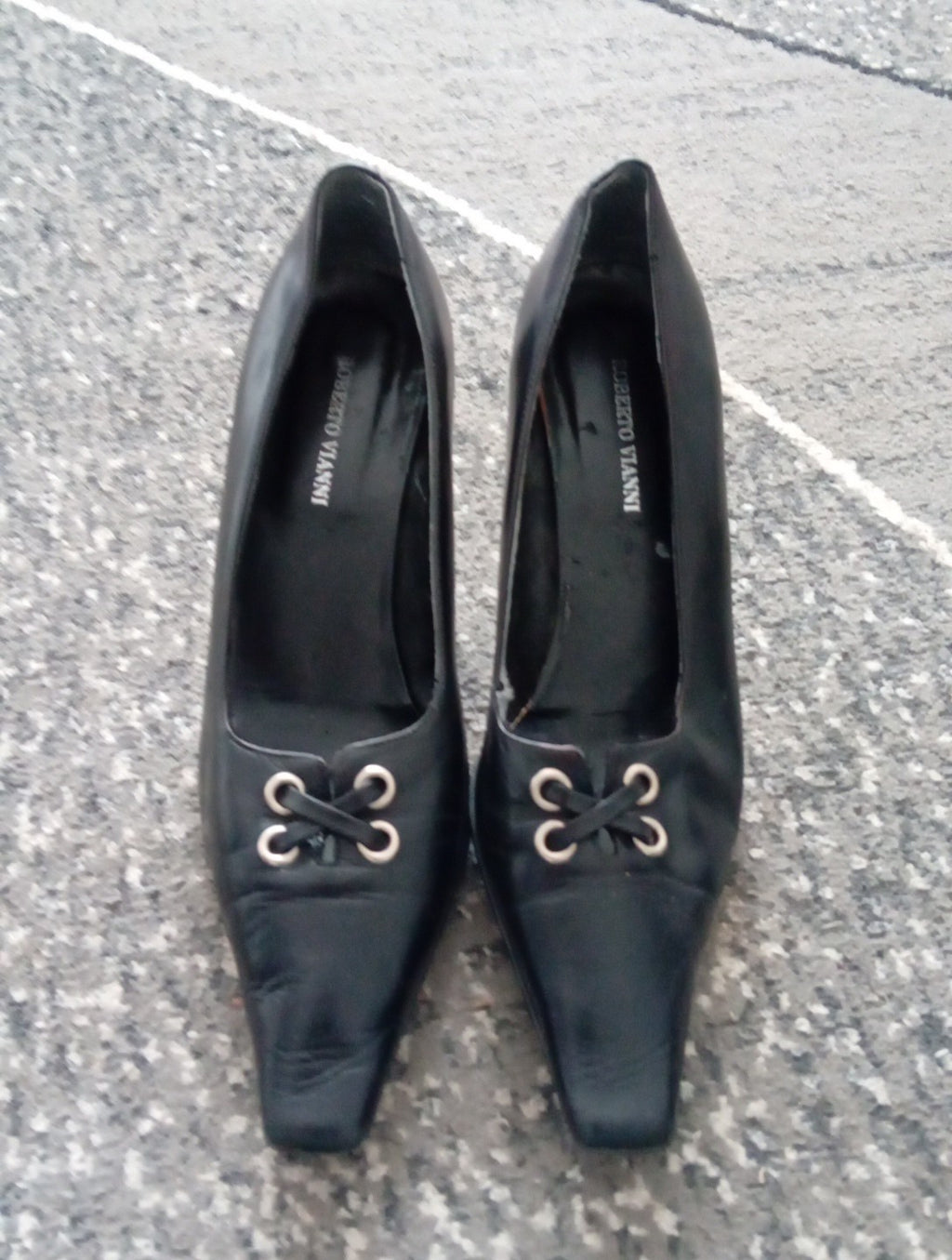 Ladies Roberto Vianni Black Court Shoes Size 39 Free Delivery