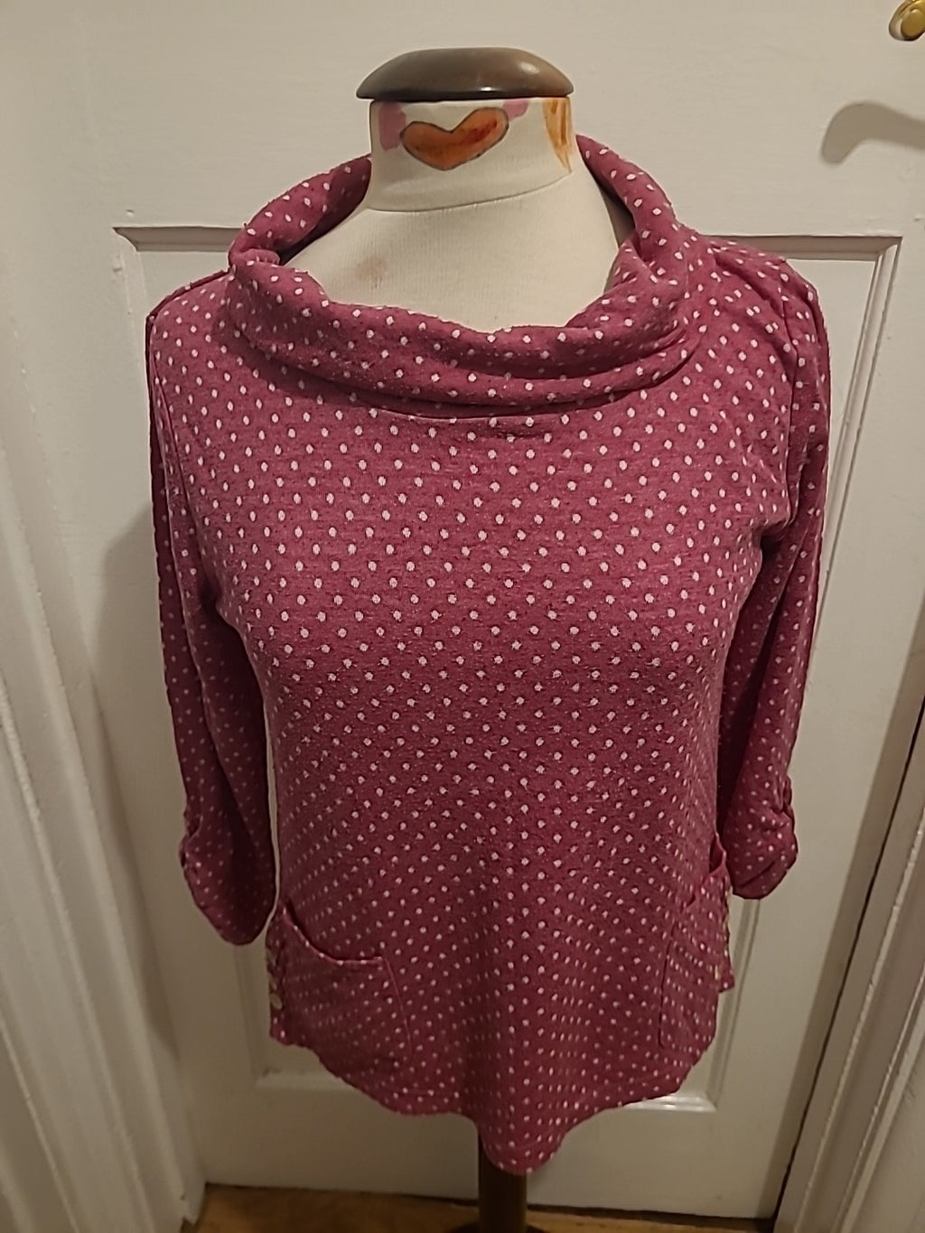 Ladies Country Rose Size 8 Purple/White Spotted Roll Neck Blouse