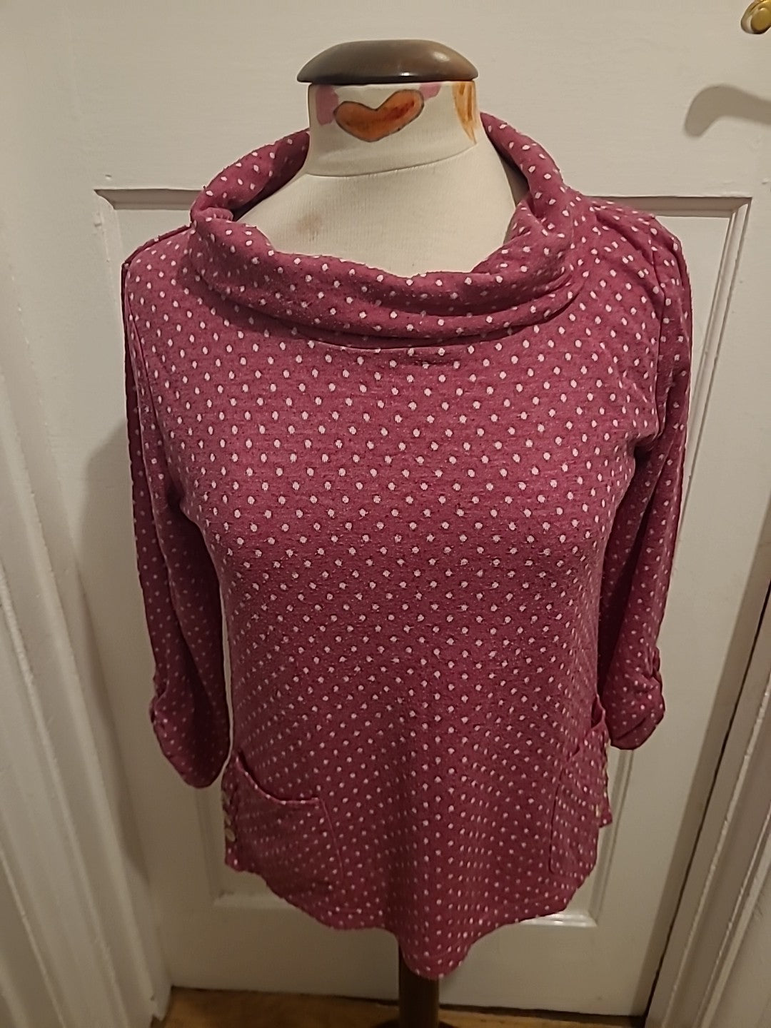 Ladies Country Rose Size 8 Purple/White Spotted Roll Neck Blouse