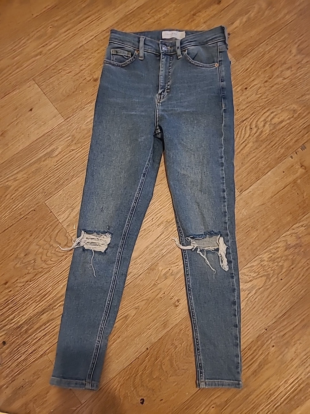 Ladies Topshop Size 26x30 "Jamie" Jeans