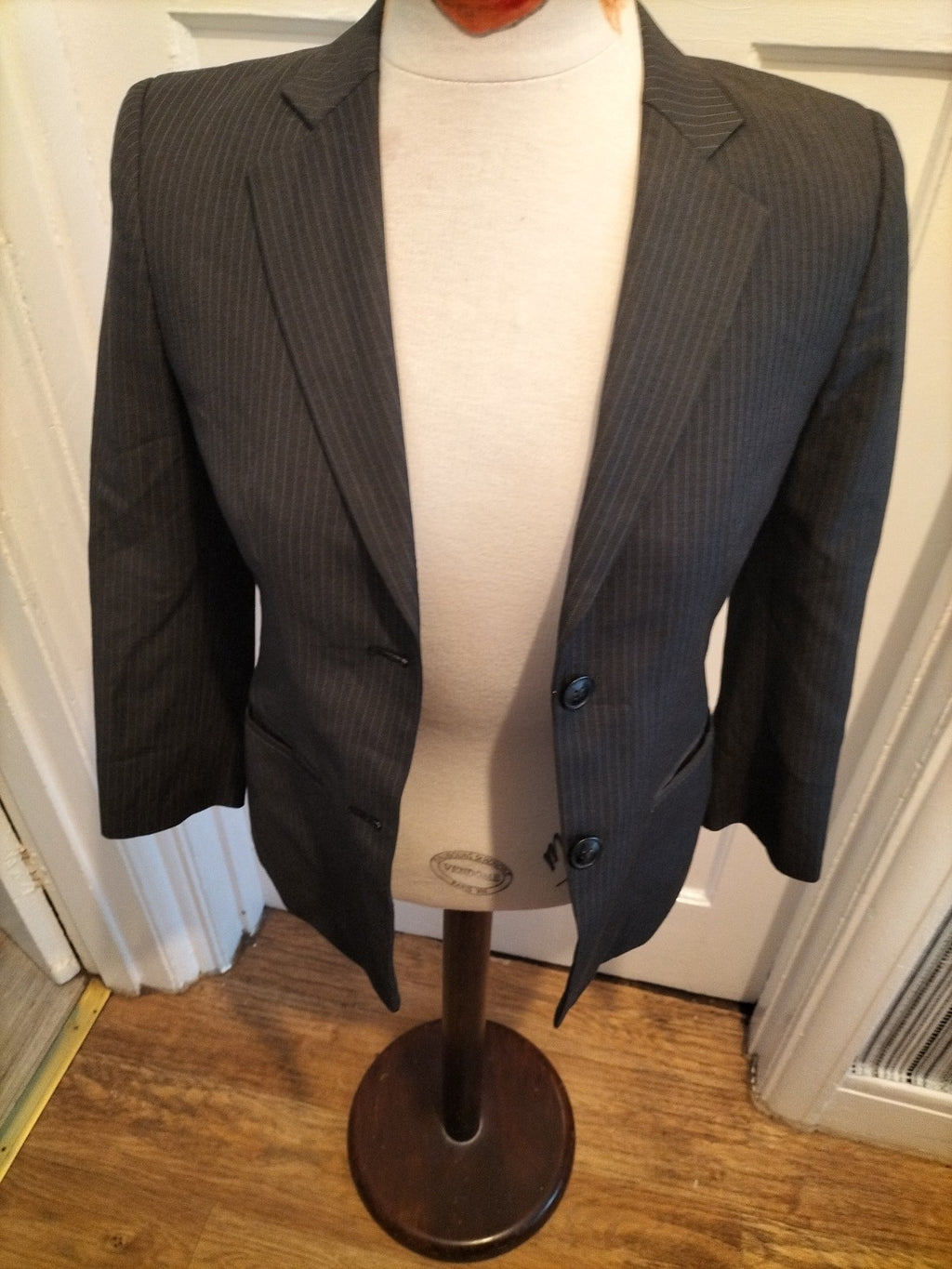 Ladies The Oriental Gallleria Size Medium Blazer