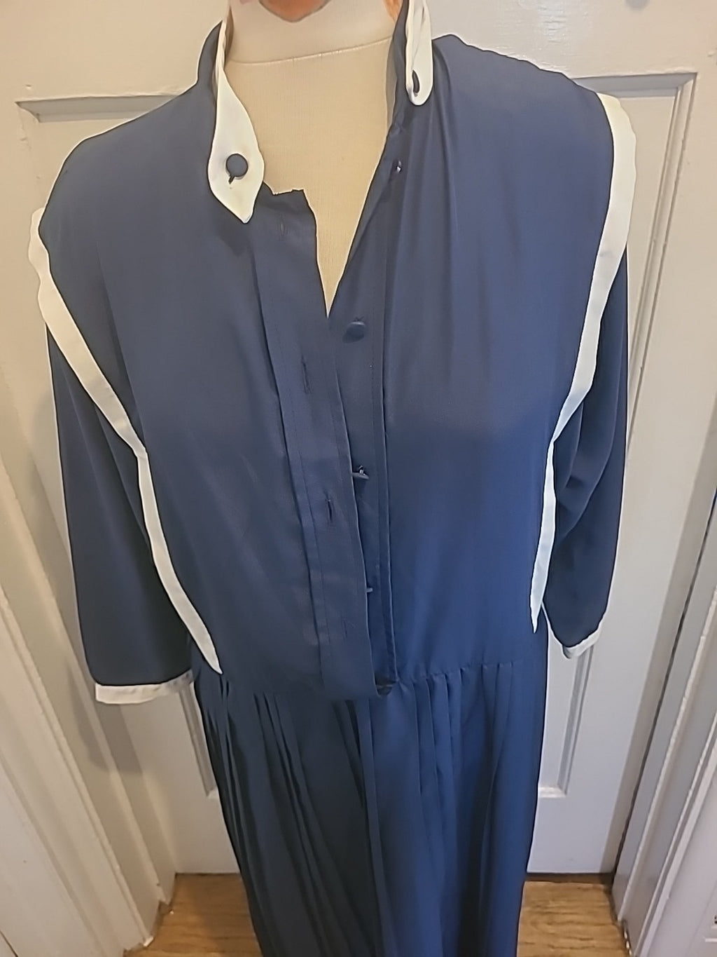 Ladies Claudie Amos Size 16 Navy Mid Sleeved Dress