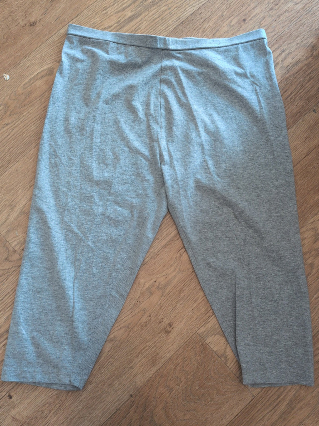 Medium Grey Cropped Leggings