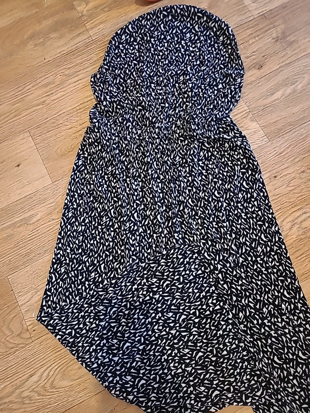 Ladies Topshop Size 12 Black/White Sleeveless Crinkle Jumpsuit