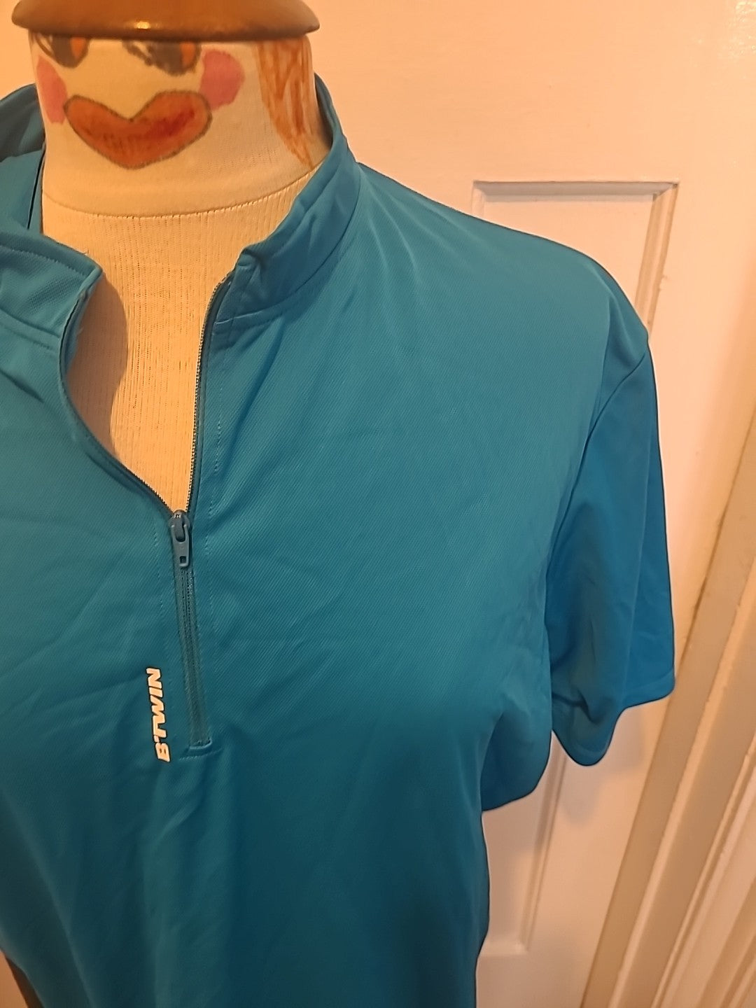 Mens Decathlon Size XL Blue Short Sleeved Activewear Top