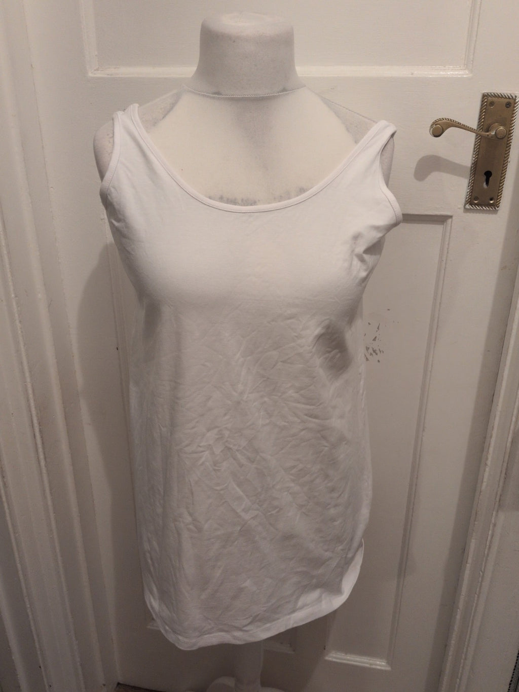 Yours 16 White Sleeveless Tank Vest Top