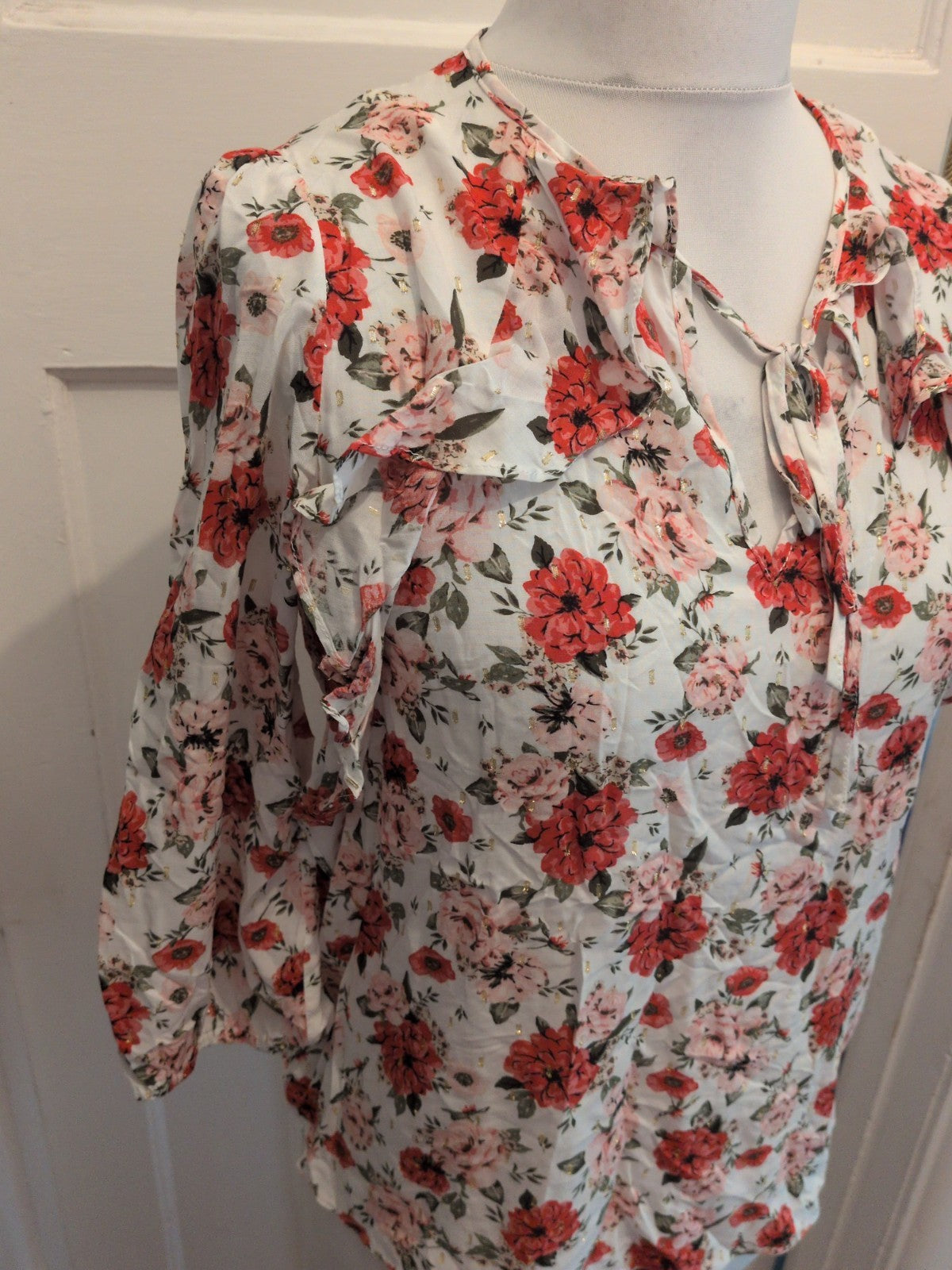 M&Co 10 Pink Red Floral 3/4 Sleeve Blouse