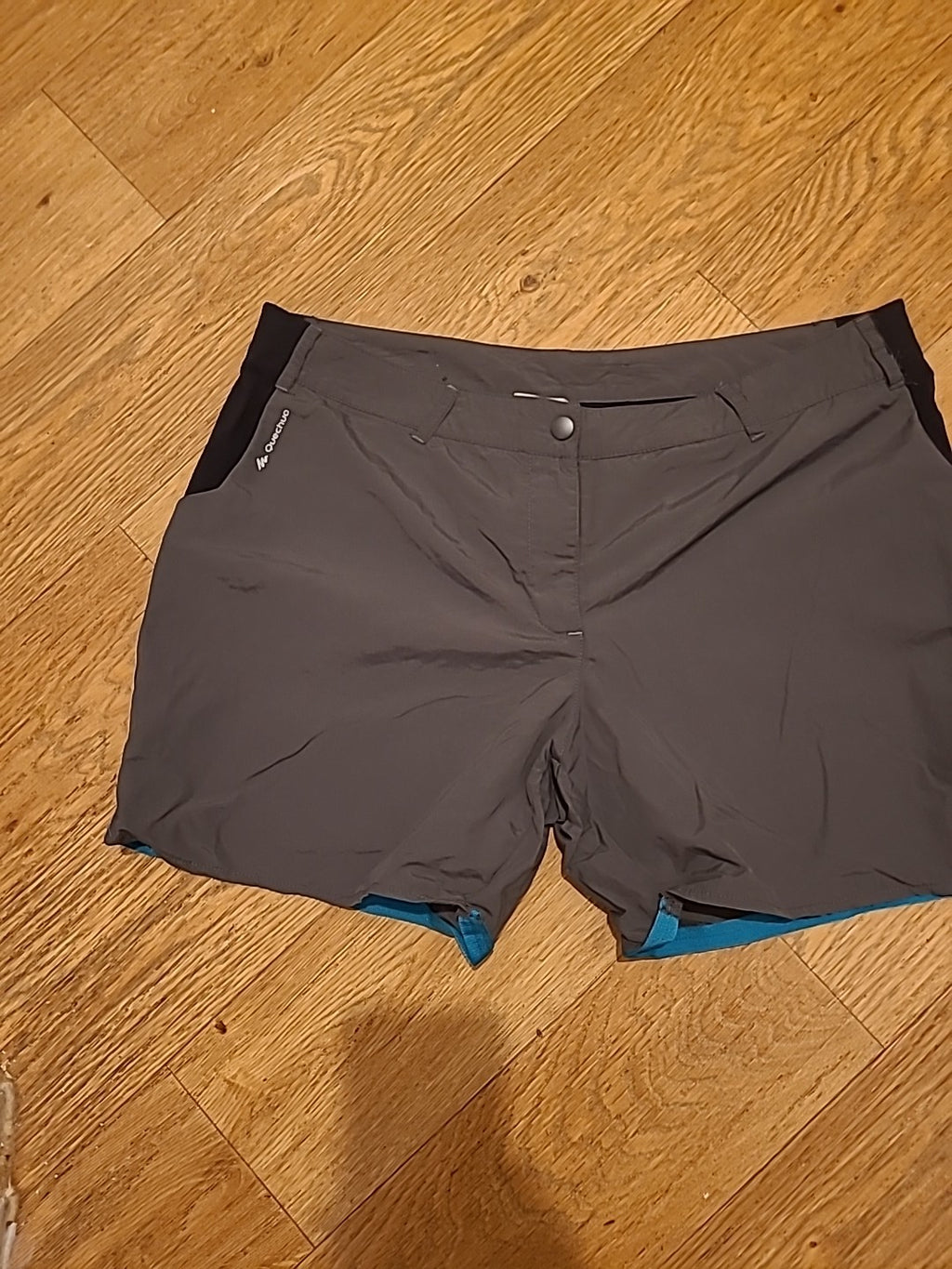 Boys Decathlon Size 106-110cm Grey Shorts