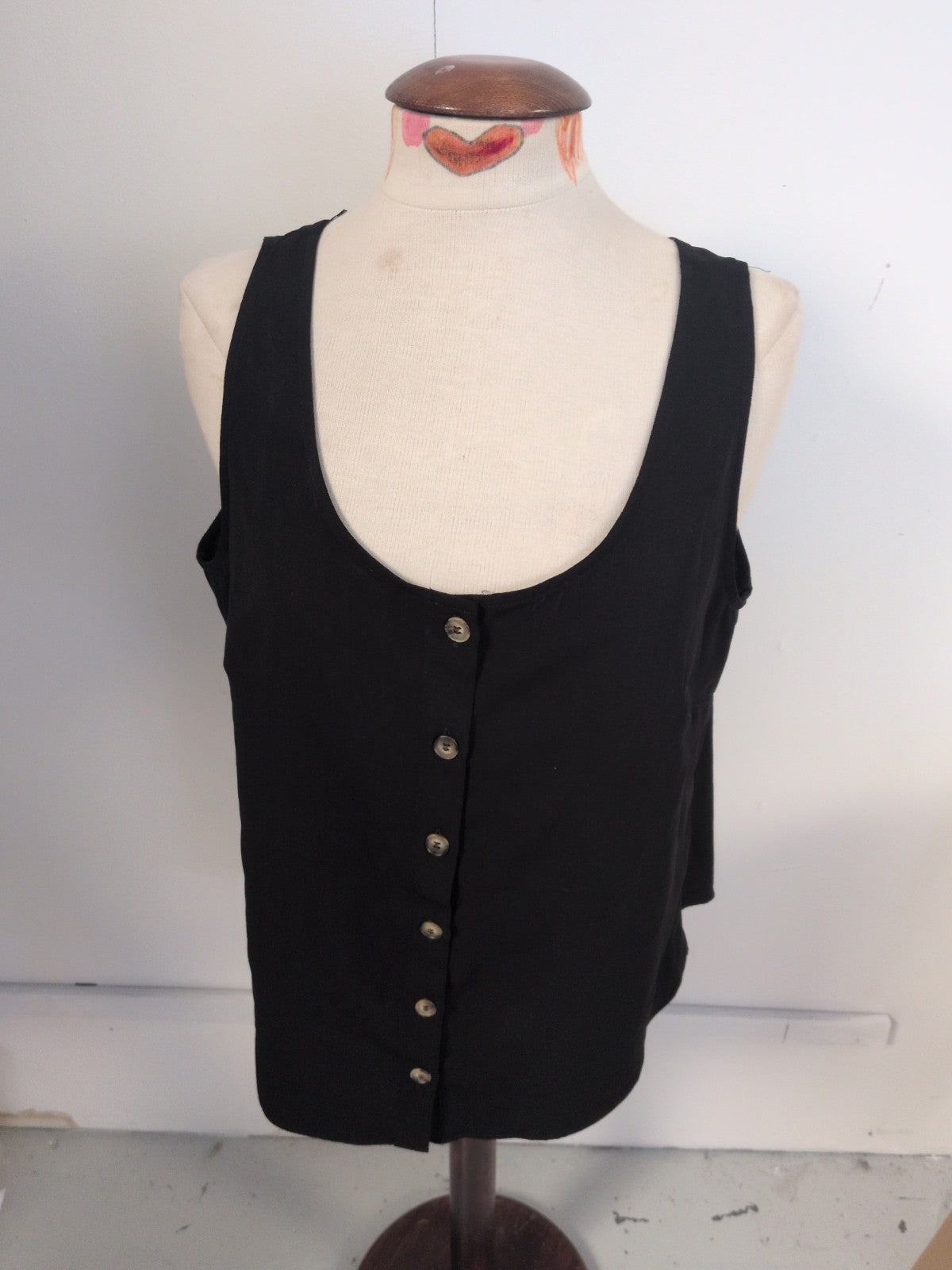 Tu 16 Black Buttoned Sleeveless Blouse