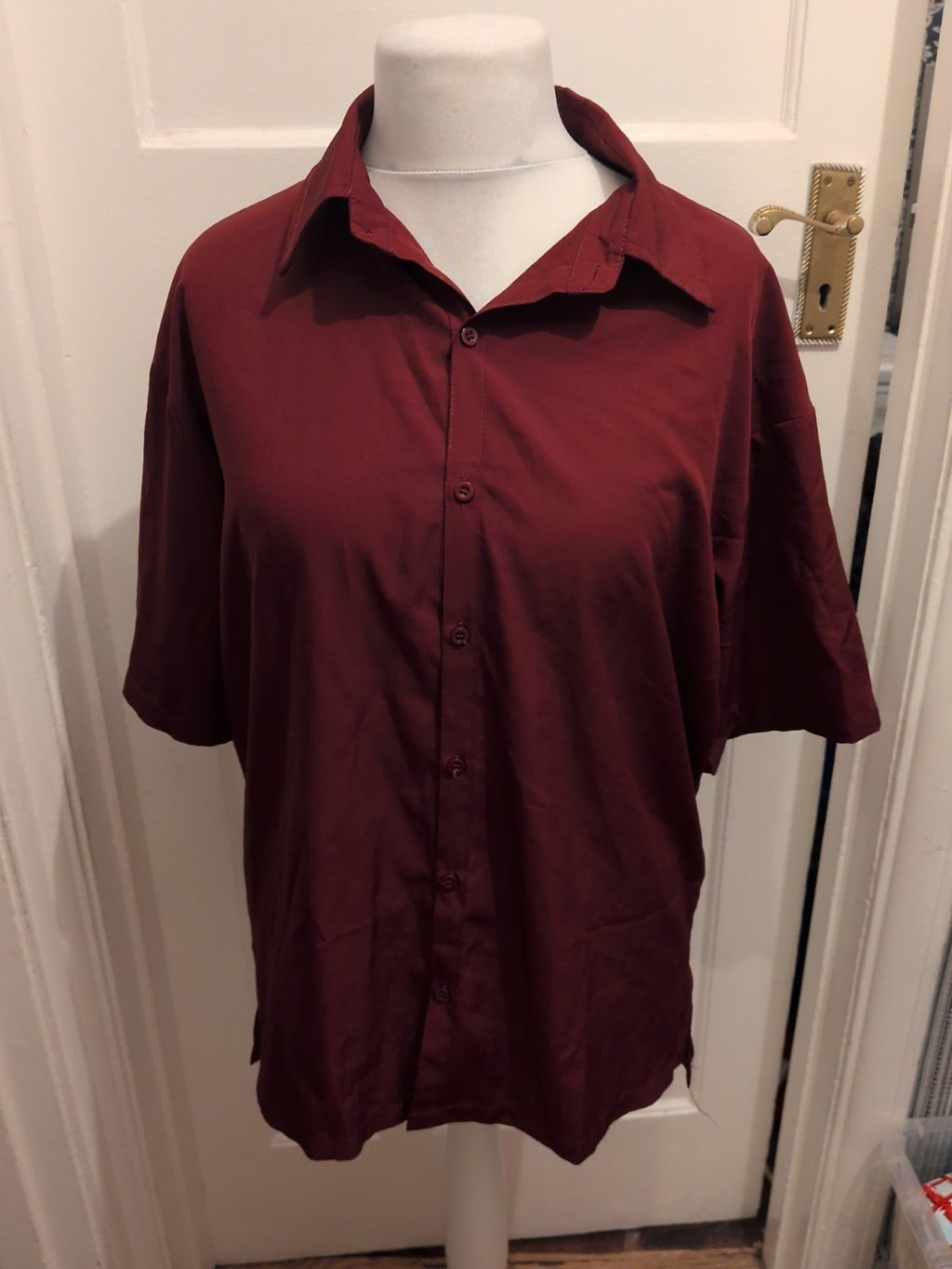 Manfinity Small Burgundy Short Sleeve Shirt
