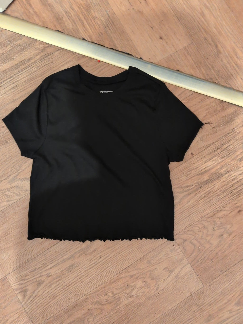 Primark XS Black Scallop Hem Short Sleeve T-shirt