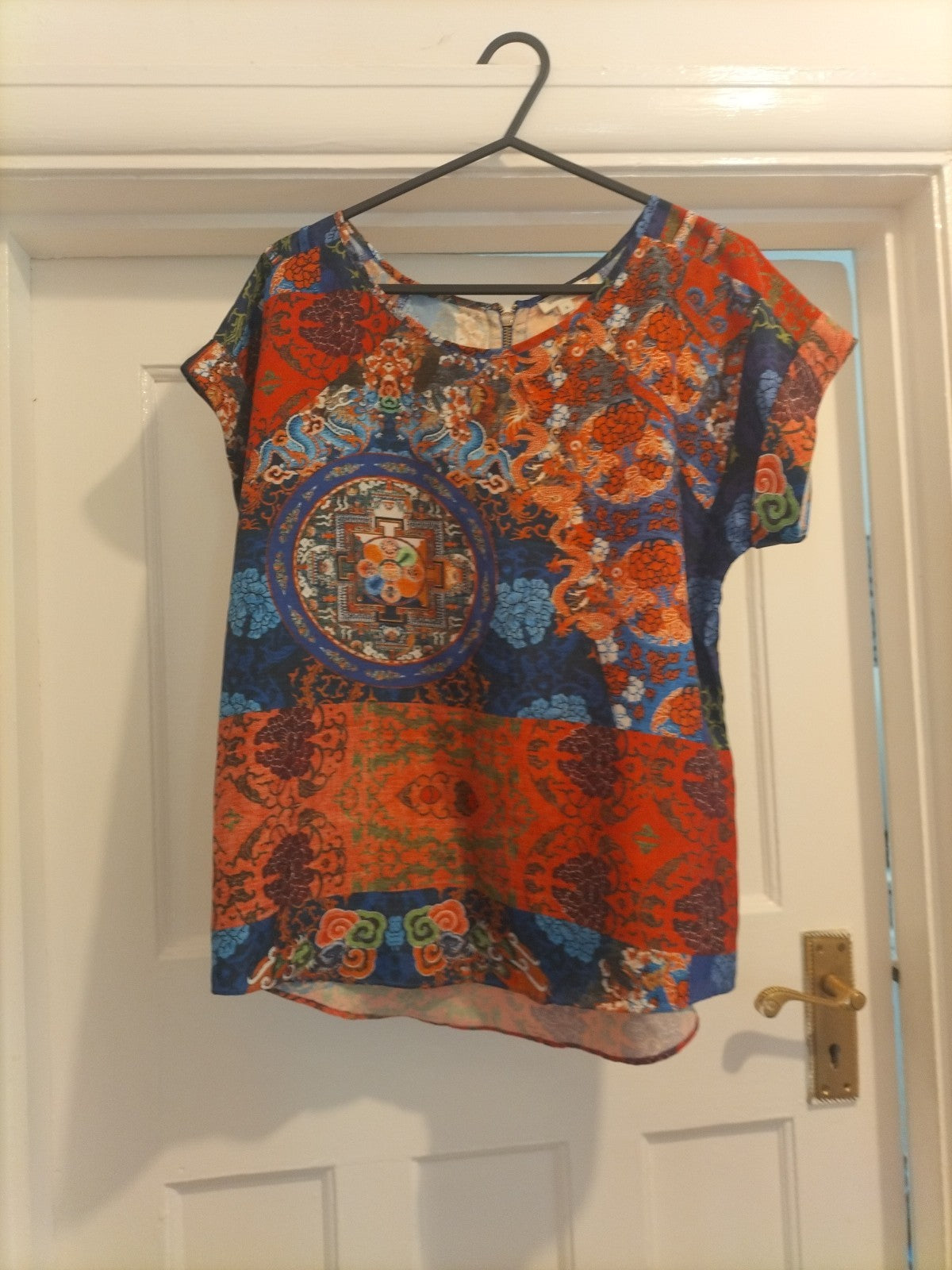 Ladies River Island Size 6 Multi Aztec Floral Short Sleeved Tshirt