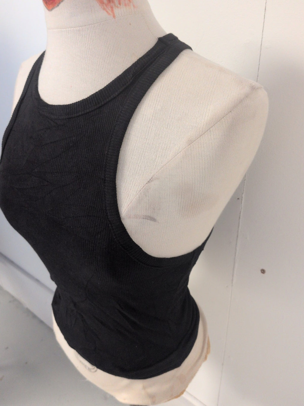 Ladies H&M Divided Size Small Black Racer Back Sleeveless T-shirt