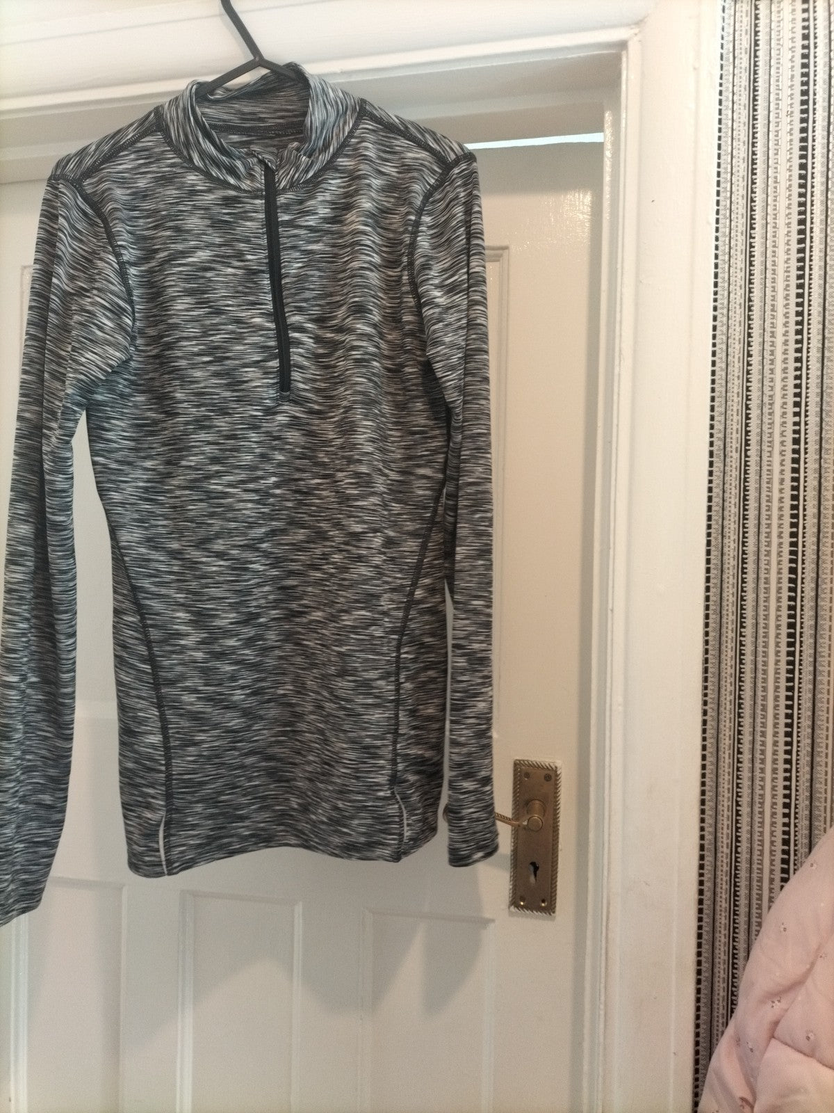 Ladies Usa 90⁰ Degrees Size XS Grey Fleck Long Sleeved Zip Through Jacket