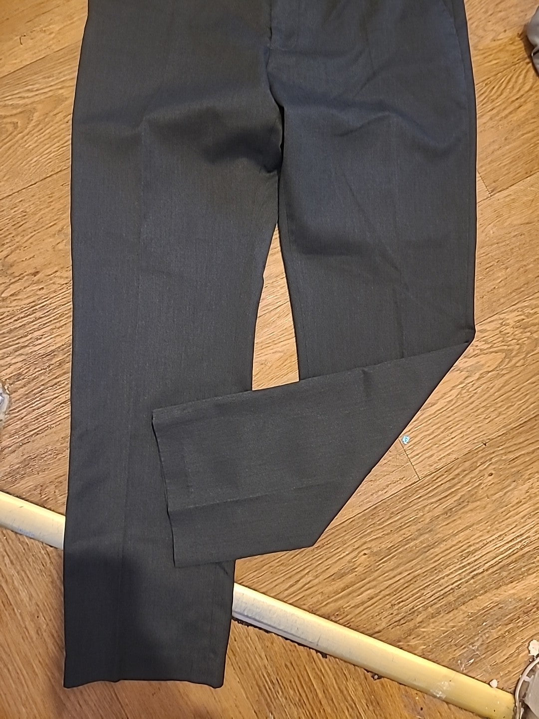 Mens Marc Anthony Size 33x32 Grey Slim Fit Trousers