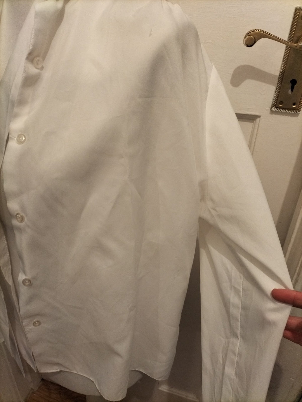 Ladies Size Medium White Lightweight Long Sleeve Blouse