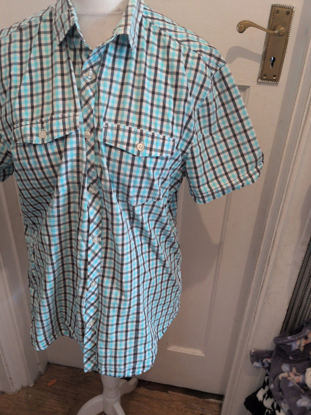H&M XL Blue Check Short Sleeve Shirt