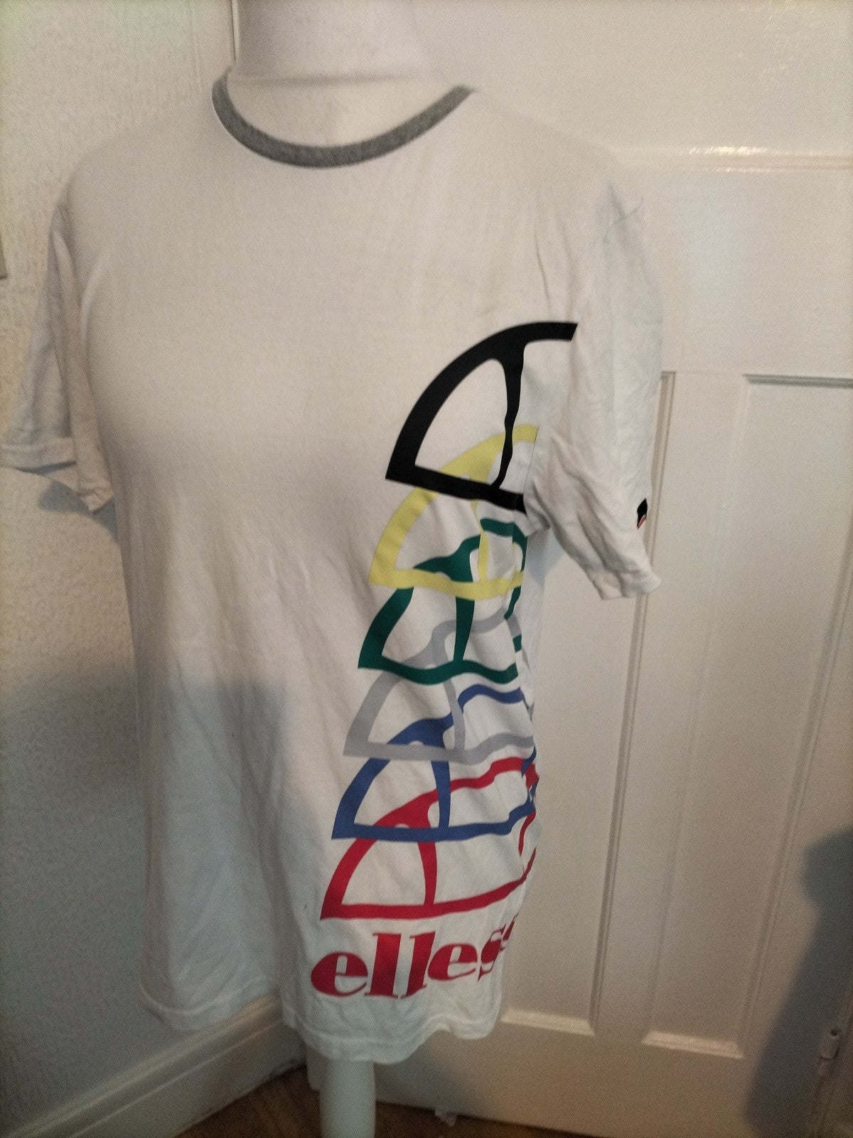 Mens Ellesse Size Large White Printed Short Sleeved Tshirt