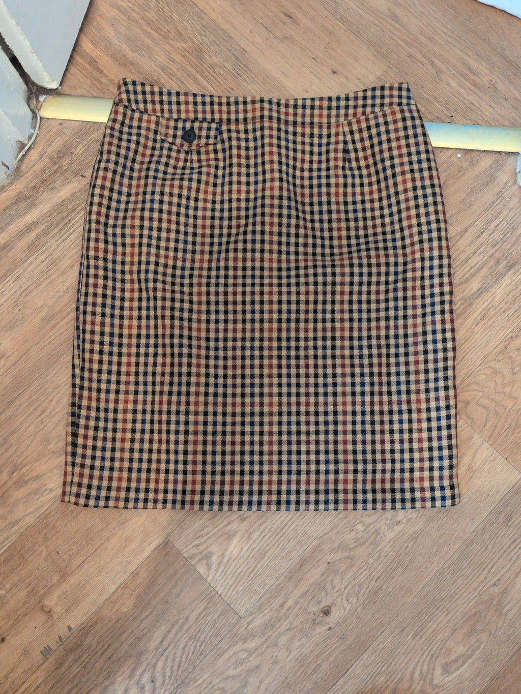 Tu 16 Beige/Brown Check Lined Knee Length Skirt