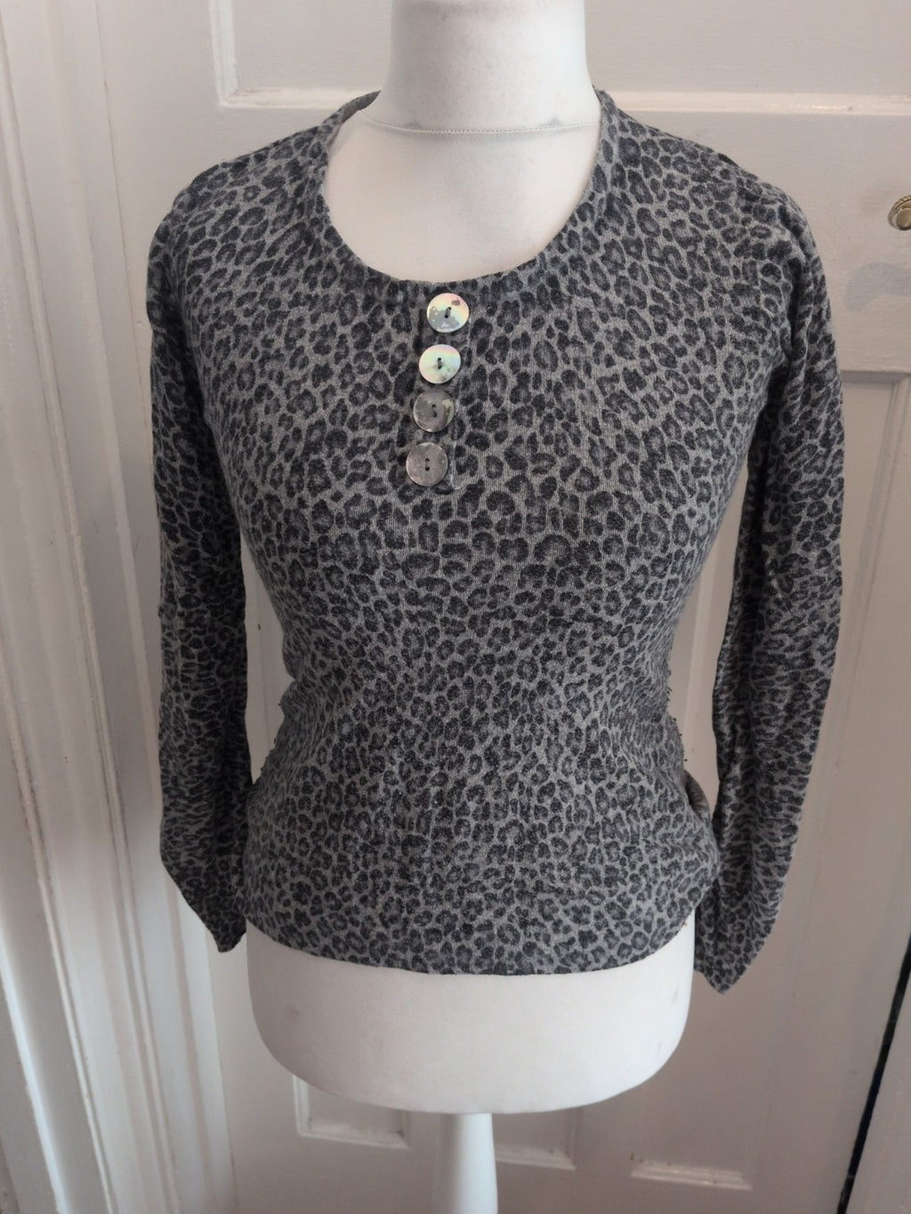 Long Tall Sally 10 Leopard Print Grey Blouse