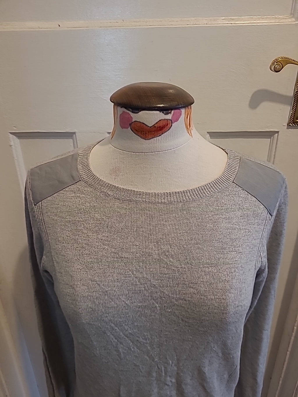 Ladies Dorothy Perkins Size 14 Grey Long Sleeved Blouse