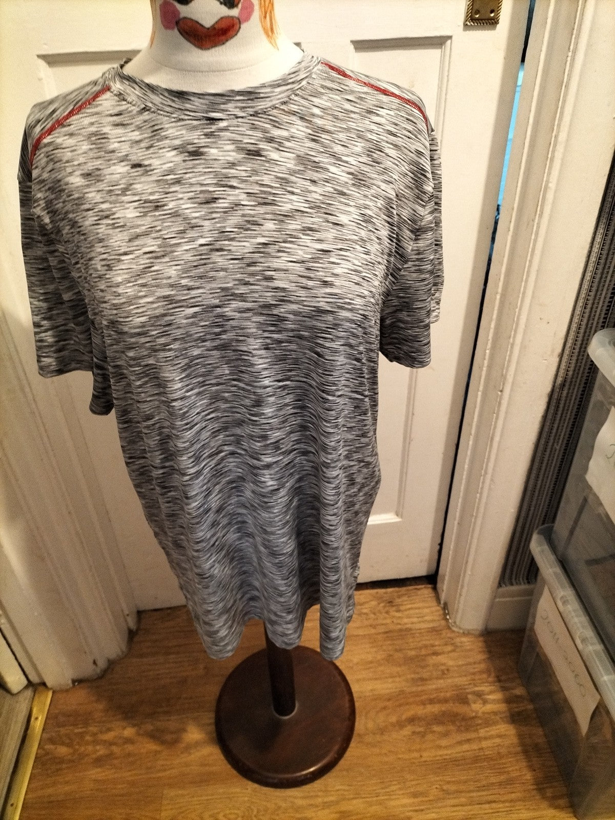 Ladies RBX Size Large Grey Fleck Short Sleeved Tshirt