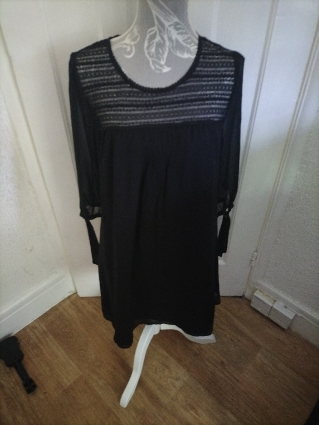 Ladies Darling Size Small Black Long Sleeved Long Length Dress
