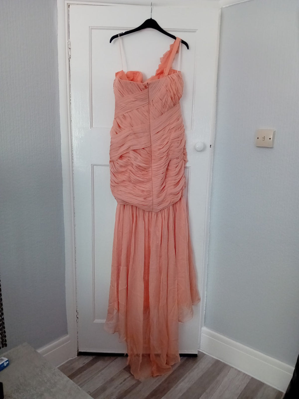 Ladies Peach Evening Dress Size 20 Ruched One Shoulder With A Train E-...
