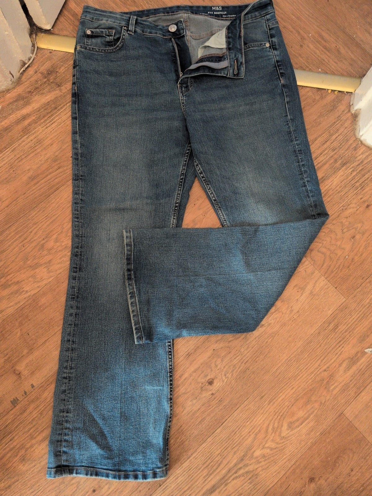 Ladies Marks And Spencers 16 Short Eva Bootcut Jeans