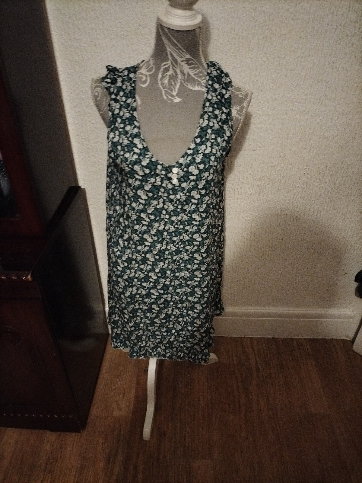 Ladies Lucky Style Xxl Green And White Sleeveless Dress